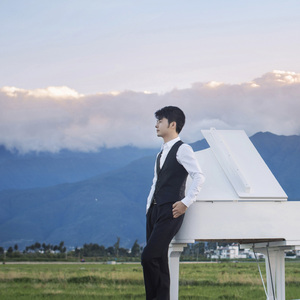 校花❌c🐻黄扒衣服做小电影
